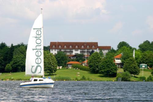 Seehotel Losheim Exterior photo